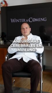 El frío provoca la contracción de los vasos sanguíneos y, en pacientes susceptibles, esto puede aumentar el riesgo de complicaciones. Por eso es fundamental mantener un buen control médico, no suspender tratamientos y acudir a valoración ante cualquier síntoma neurológico fuera de lo habitual.
La prevención y la información oportuna pueden marcar la diferencia. 🧠💙